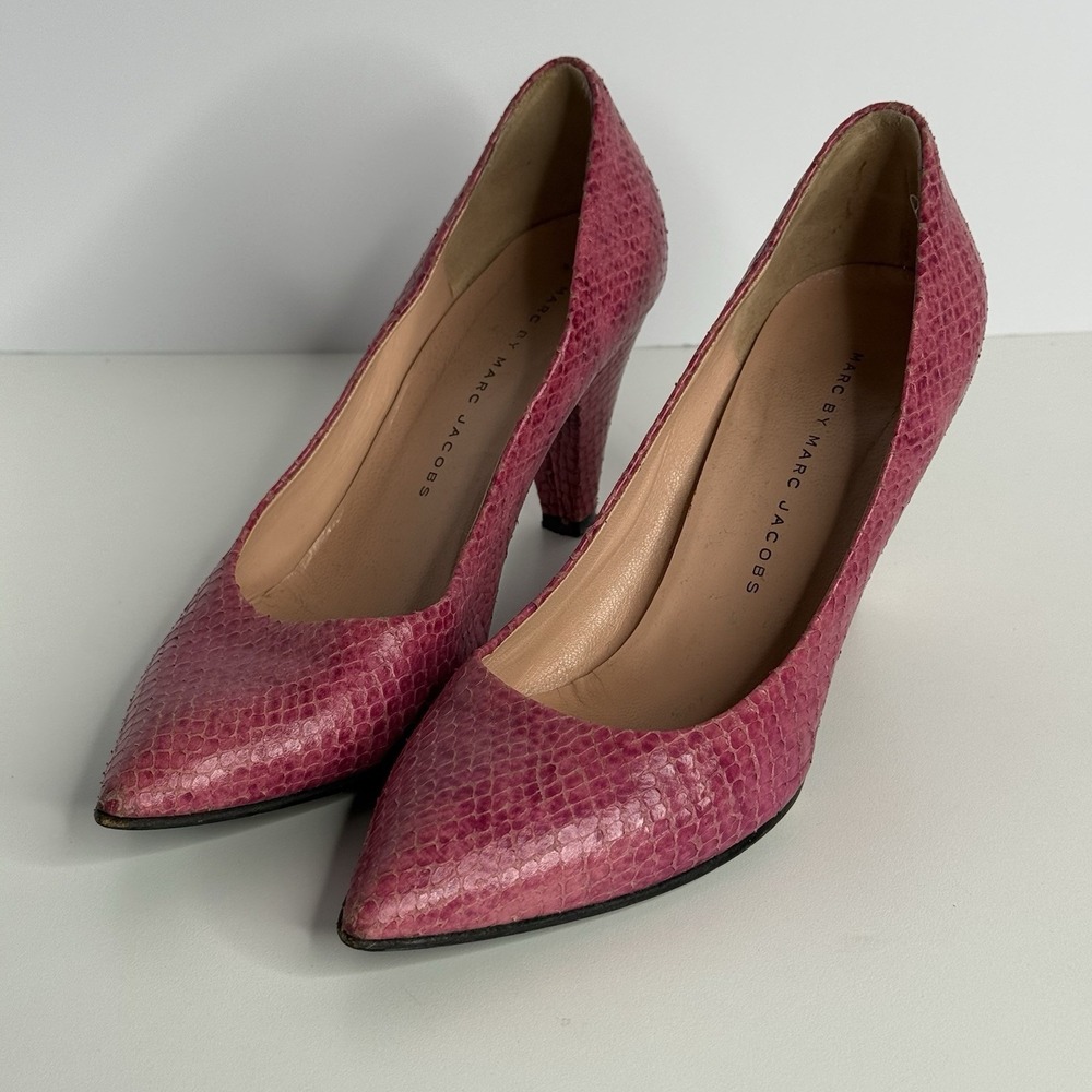 Marc Jacobs Barbie Pink Pump Heels 6.5